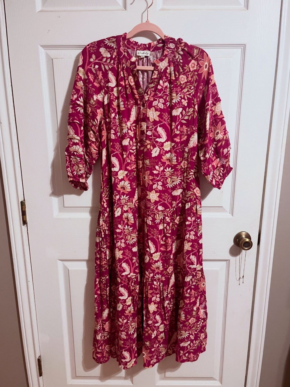 Wonderly | Pink and Cream Floral Midi Dress - Sz Small